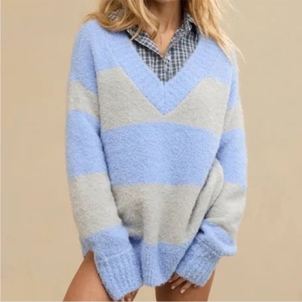 Aerie Oversized Boucle Teddy V-Neck Sweater